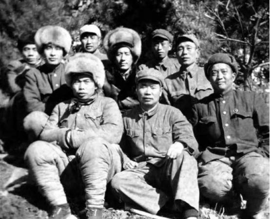 他是三杨中的大哥,69岁担任总参谋长,79岁再次娶妻_杨得志_革命_工作