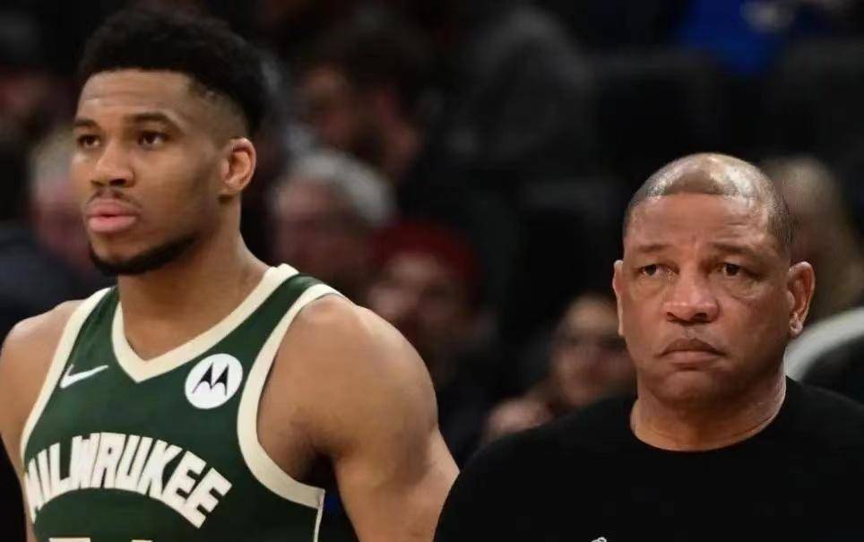 排名第七的76人队落后第六名的步行者队1个胜场,排名第八的热火队