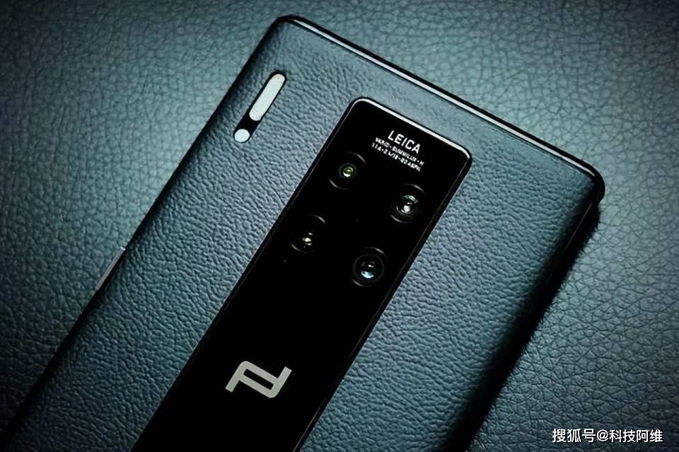 没有见过华为mate30 rs保时捷定制版的人,也肯定听说过这款手机,这