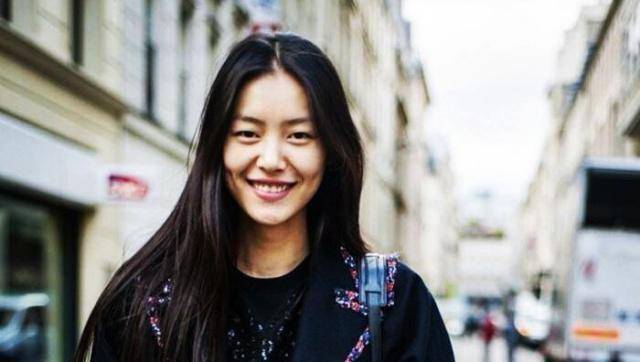 大表姐刘雯晒的一组简单照片让粉丝更加疯狂了