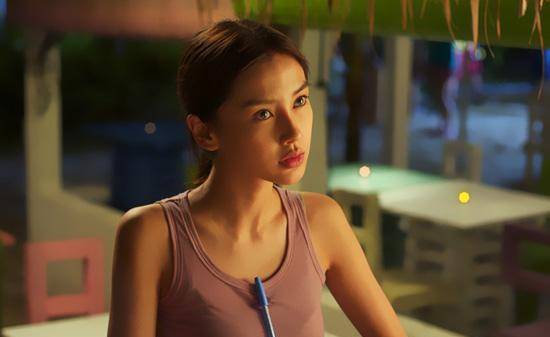 原创玉面娇娃angelababy的十三年上位史和她与黄晓明的婚姻斗法