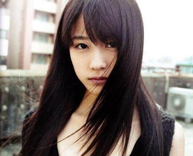 原创大叔救了小偷却叫小偷在他脸划刀疤女儿被他偷走还很开心