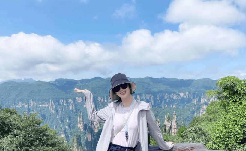 day5:凤凰古城(沱江>虹桥>凤凰图腾>小石板街>烟雨凤凰)>愉快结束行程