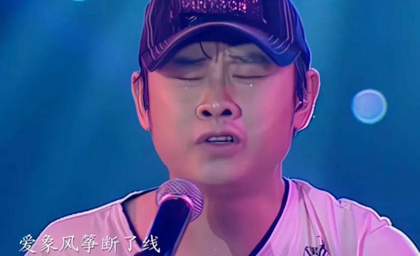 034月8日,资深音乐人沈巍峰发视频谈到了赵雷这名歌手沈巍峰对赵雷的