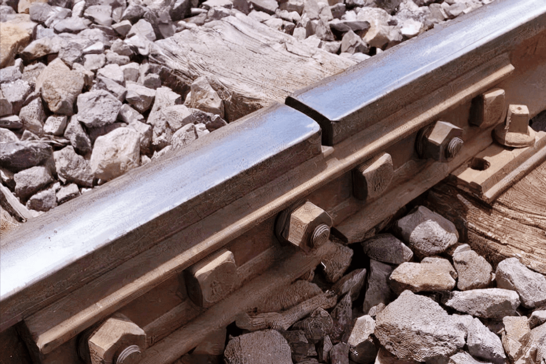 中国每年报废上百万吨废旧铁轨为何铁轨不回收而是就地掩埋