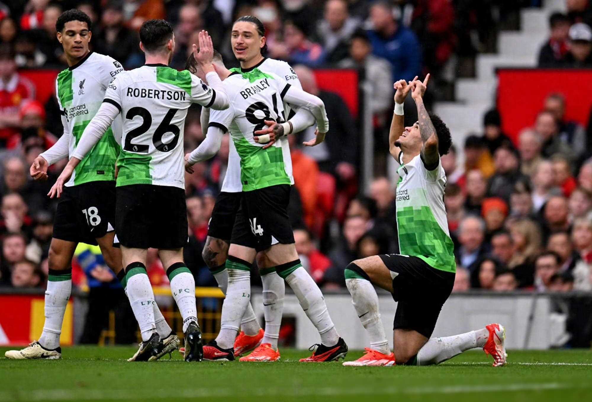 22岁b费世界波破门曼联战平利物浦阿森纳抢占积分榜首