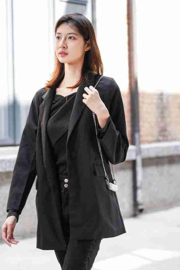 华为freebudslipstick2口红耳机评测时尚单品为你开启耳边仪式感