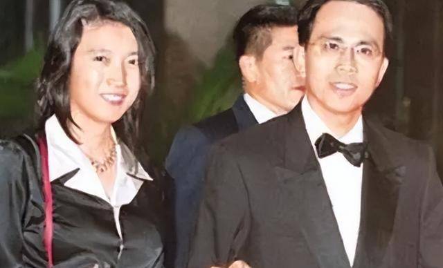 18岁李长禧:李嘉诚的长子嫡孙,比梁洛施儿子更会投胎