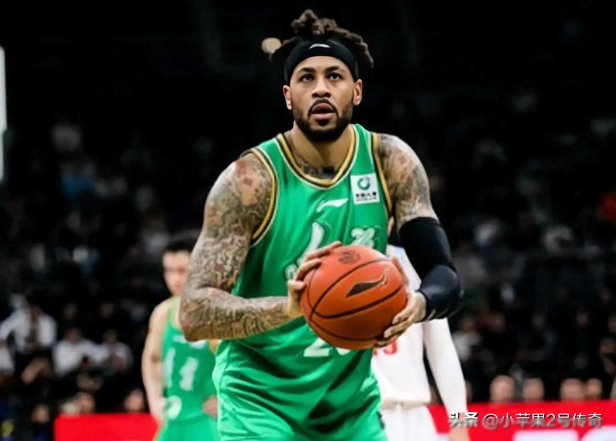 原创胡金秋出战6分钟辽宁险胜广厦赛后全队高呼终于赢了