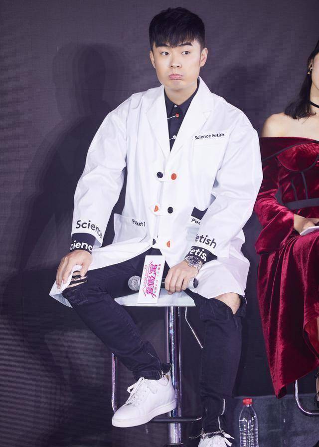 原创陈赫自曝儿时糗事娄艺潇都笑了他对自己的评价你觉得对么