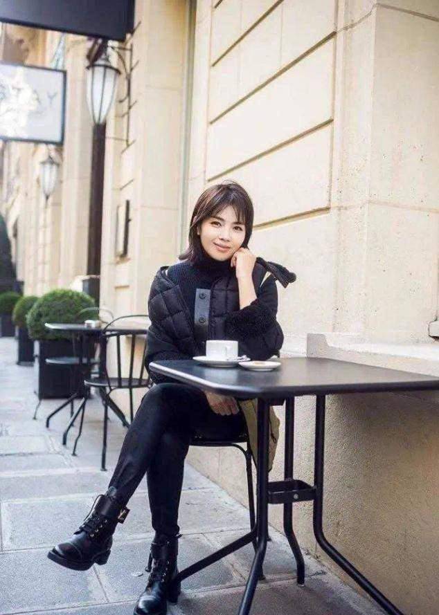 穿羽绒服时一定不要配时尚裤看看刘涛陶虹这样穿是有多美