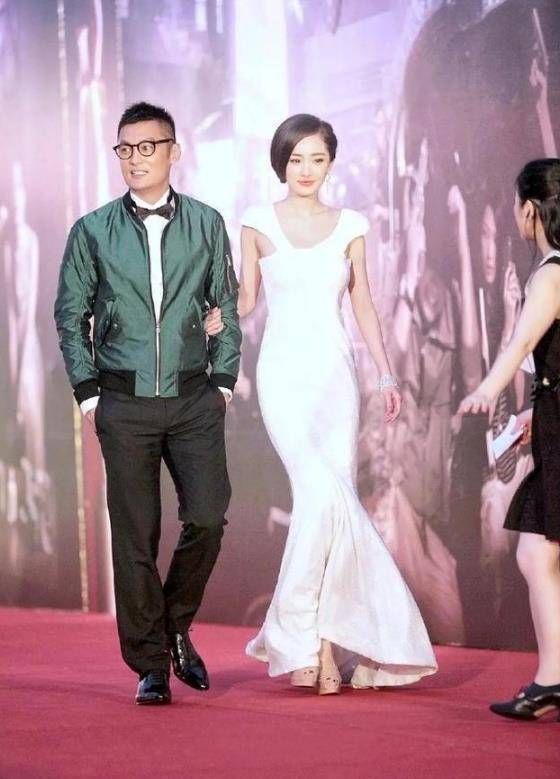 打了,这几年来杨幂的话题可是一直都没有断过,从她和刘恺威结婚到离婚