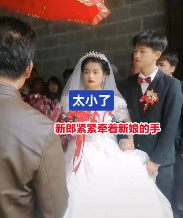 刘芳的家人看着李明,心中充满了放心和祝福.