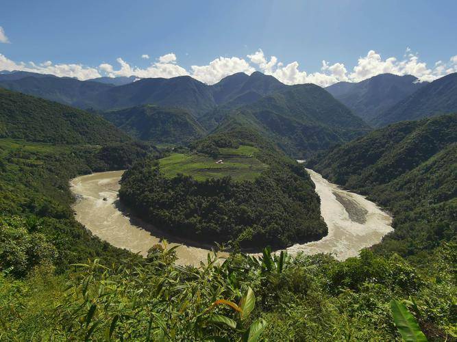 西藏羊湖6天5晚跟团旅游攻略一起去看沿途的风景