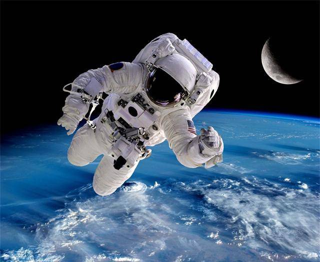 原创3位宇航员永远长眠在太空只有他飘到了冥王星即将飞出太阳系