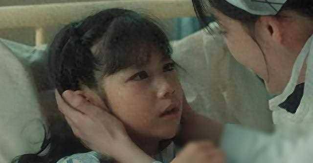 "她在游乐场上竟然摆出"王者降临"的姿势,大声宣布:"我要让