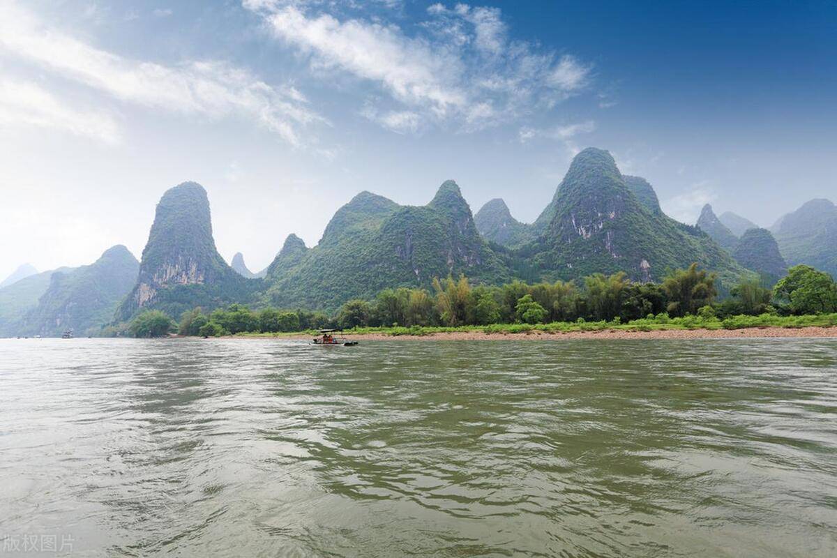 桂林山水甲天下 导游丹丹4天3晚广西桂林深度旅游行程路线