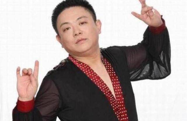 原创东方卫视一哥正式易主程雷的地位被滑稽演员舒悦取代