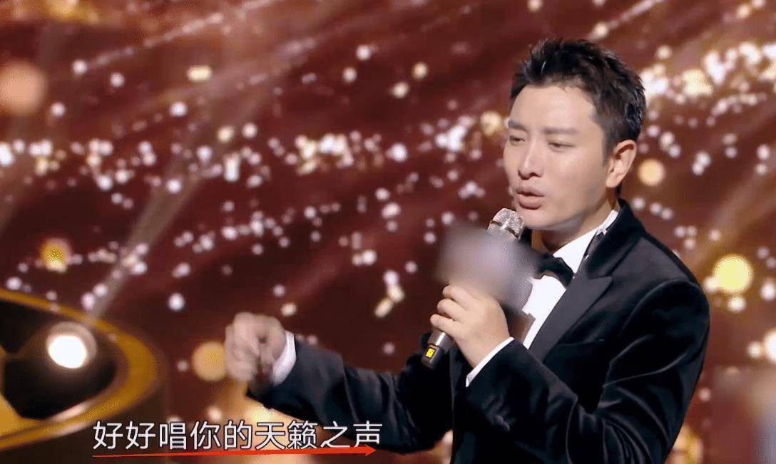 原创品质盛典太会玩了贾乃亮逗比般的主持佟年夫妇再次合体