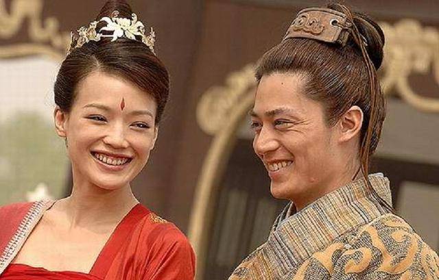 红拂女慧眼识英雄深夜投奔李靖一生相随终成一品夫人