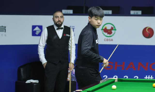 原创中国斯诺克选手备战世锦赛资格赛