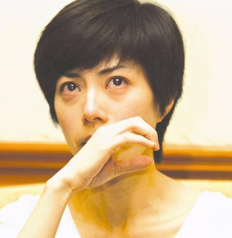 原创天后徐怀钰现身商演跌落神坛的背后不只是抑郁症与被封