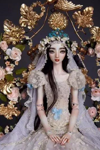 一中国代购1200万日元买断限量100个娃娃,转手在某宝卖出天价_高岛