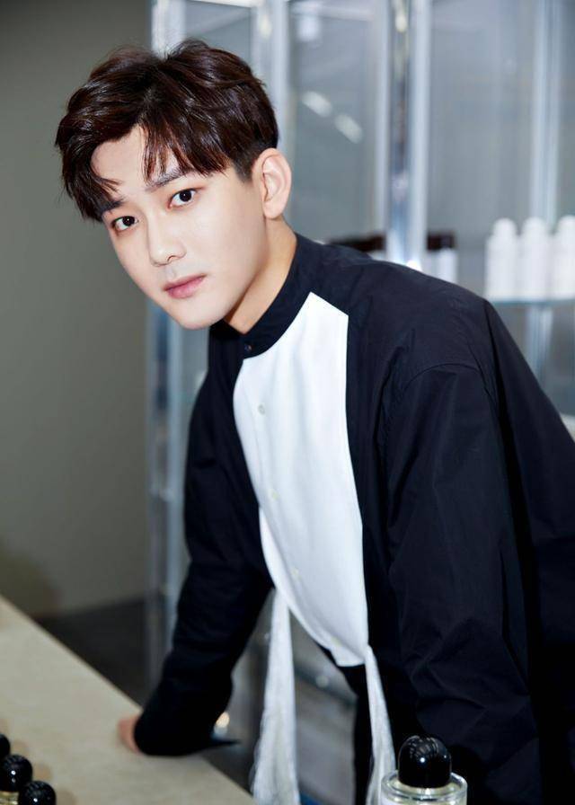 原创冬季男生穿搭自有熊梓淇style来相伴帅还有格调