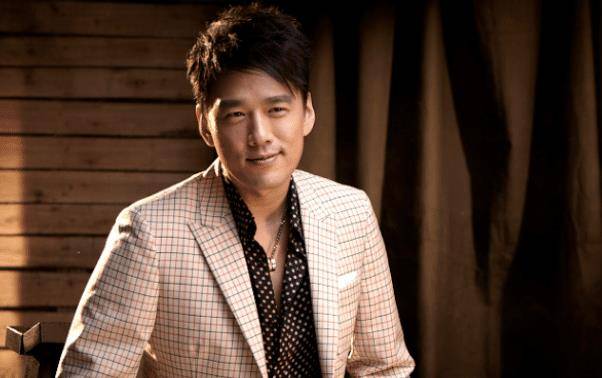 原创1995年就出道的王耀庆演过很多影视剧剧中与现实都是成功人士