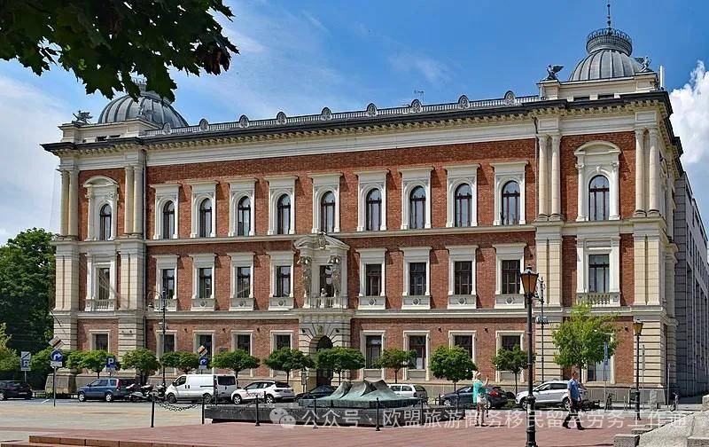 全称克拉科夫扬·马泰伊科美术学院,大学坐落于欧洲文化之都波兰