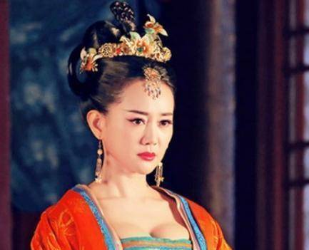 李世民杀掉杨妃丈夫又杀她儿子为何她还心甘情愿地嫁李世民