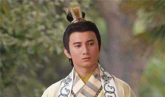 为了保住自己的地位正妻让丫鬟去服侍丈夫想不到丫鬟当了皇后