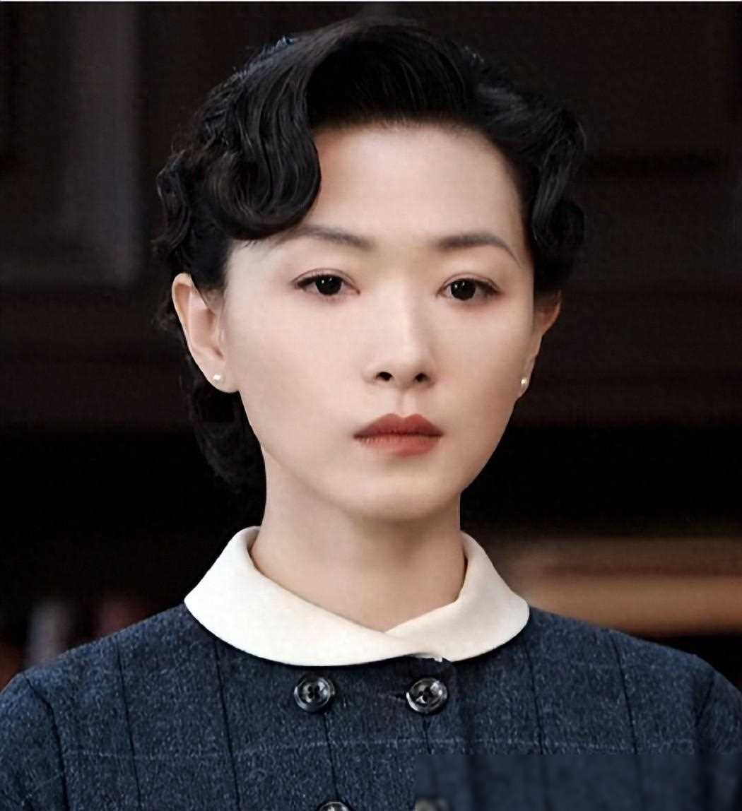 万茜诵春清明节朗读人民网不输央视主持人