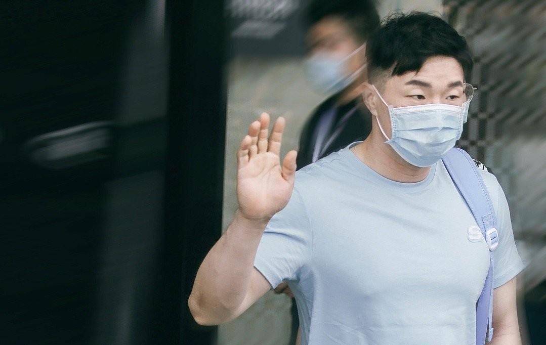 原创德云社烧饼参加新综艺演员阵容强大被调侃你们要赚钱养全社了