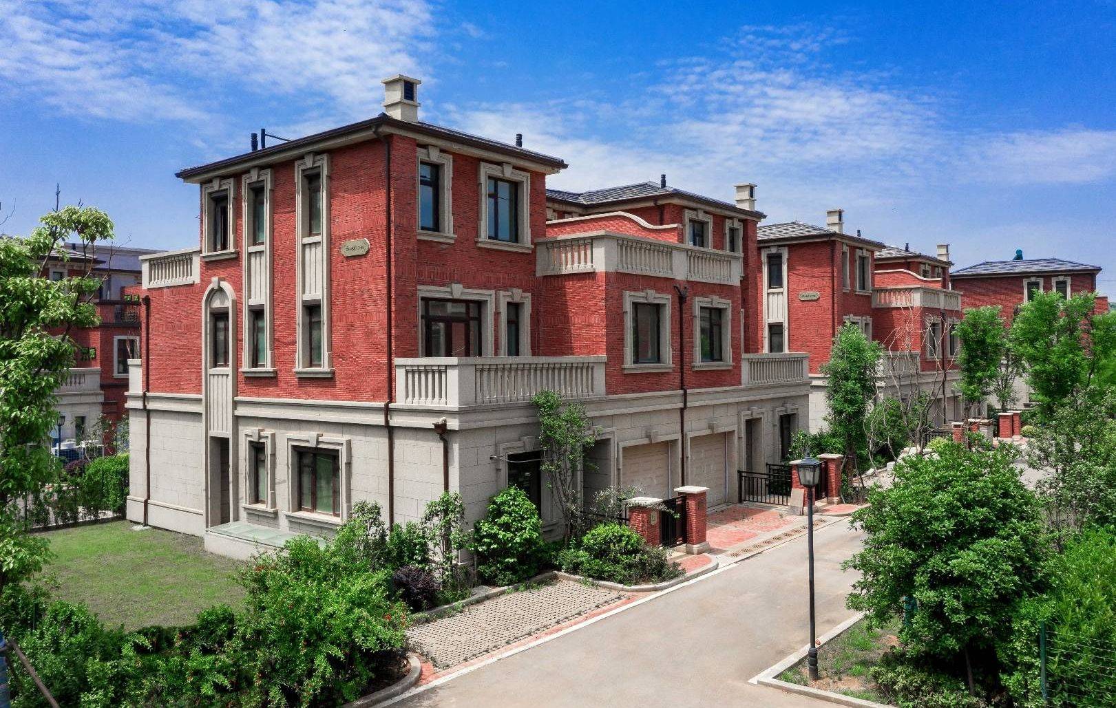 售楼中心首页网站→楼盘详情→24小时热线电话_别墅_城市_江苏省