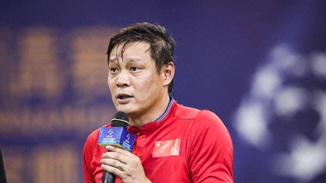 范志毅告别综艺圈重归足球教练岗位