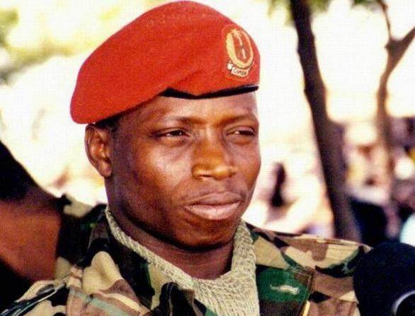 他29岁出任元首30岁宣称远征欧洲37岁时又扬言踏平美国