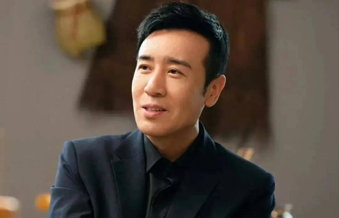 原创城中之城一直到坐牢谢致远才知道周琳早就被赵辉策反了