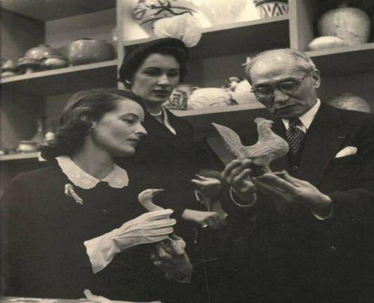 卢芹斋靠倒卖文物发财娶15岁娇妻并与岳母暧昧最终客死他乡