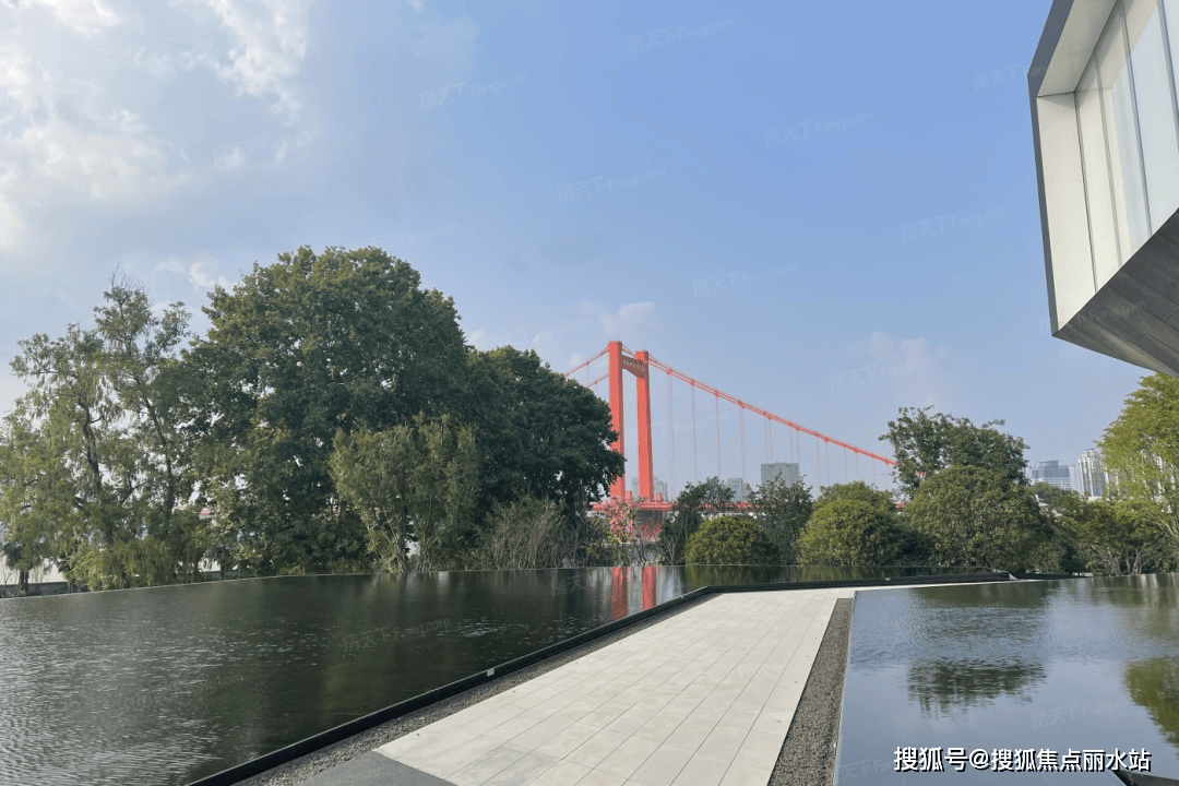 武汉融创望江府