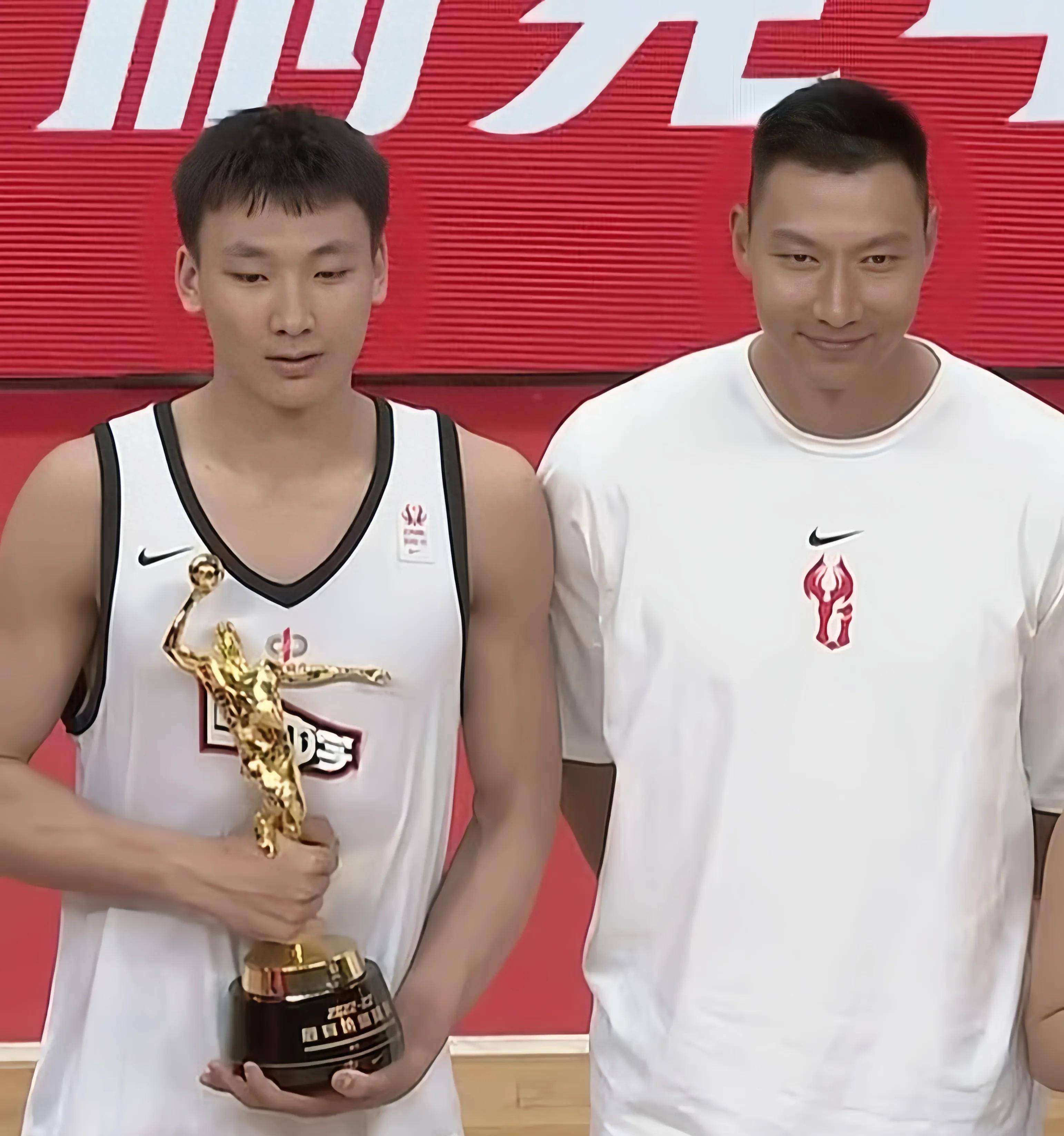 男篮6大球星接班人小易建联天赋高未来主控在内一人闪耀cba