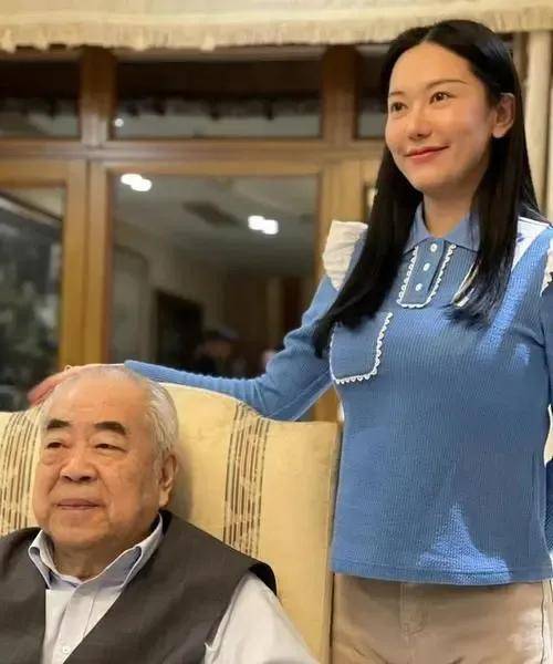 原创流年冲合婚姻宫金星范曾结婚