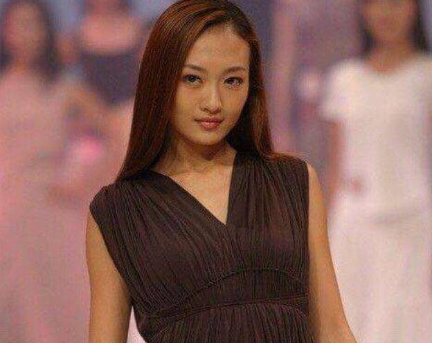 王鸥旧照惊艳曝光,年轻时竟"无人敢追"?