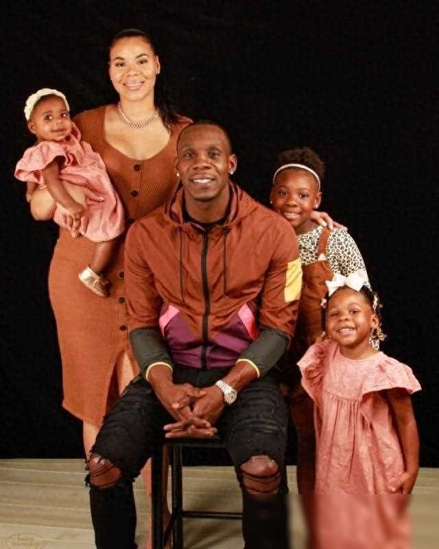 原创恭喜男篮哈德森正式亮相新岗位年薪六位数满意