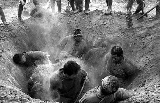 原创一个土匪的回忆大当家的太心狠我们就把他和小老婆一起活埋了