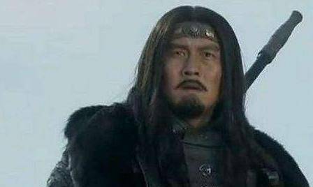 闲聊三国事令人发笑的2位大将一个号称斩吕布一个号斩华雄