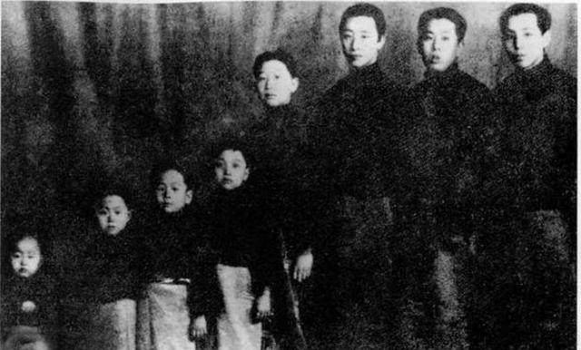 原创张作霖一生有6个女儿最漂亮的女儿嫁给一个傻子原因让人心酸