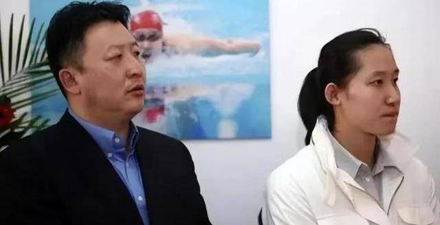 游泳教练有点疯狂_比赛_父母_金炜