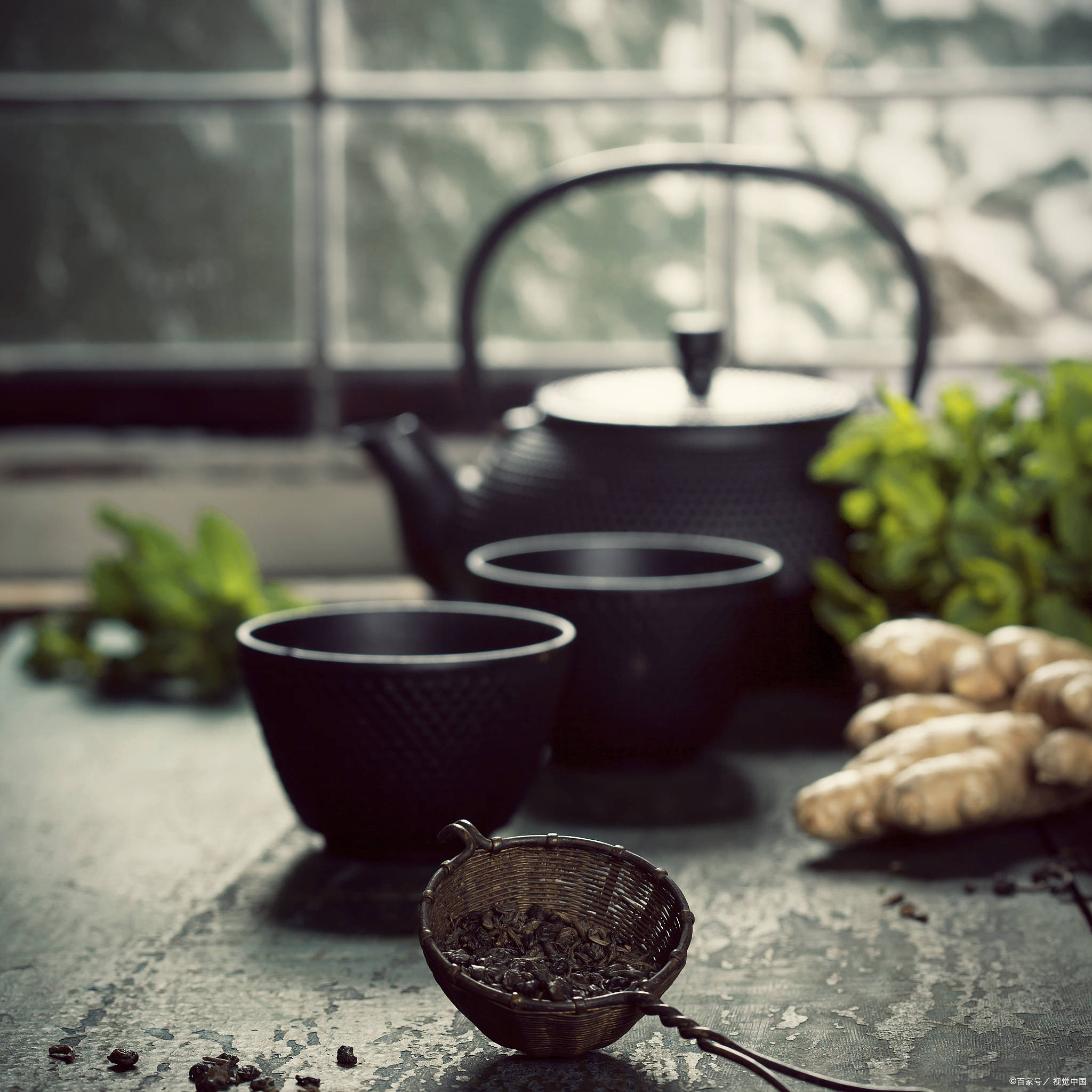 围炉煮茶要怎么煮?_茶叶_茶壶_火炉