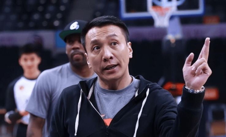 原创毒奶名嘴杨健认定广东夺冠杜锋有周琦乔丹曾扬言北京20上海